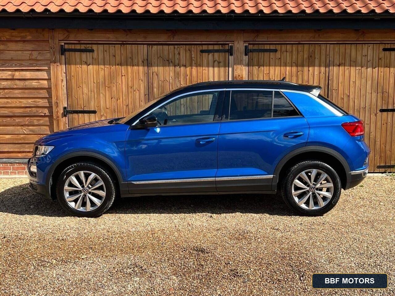 2021 Volkswagen T-Roc 2.0 TDI Design Euro 6 (s/s) 5dr — photo 9