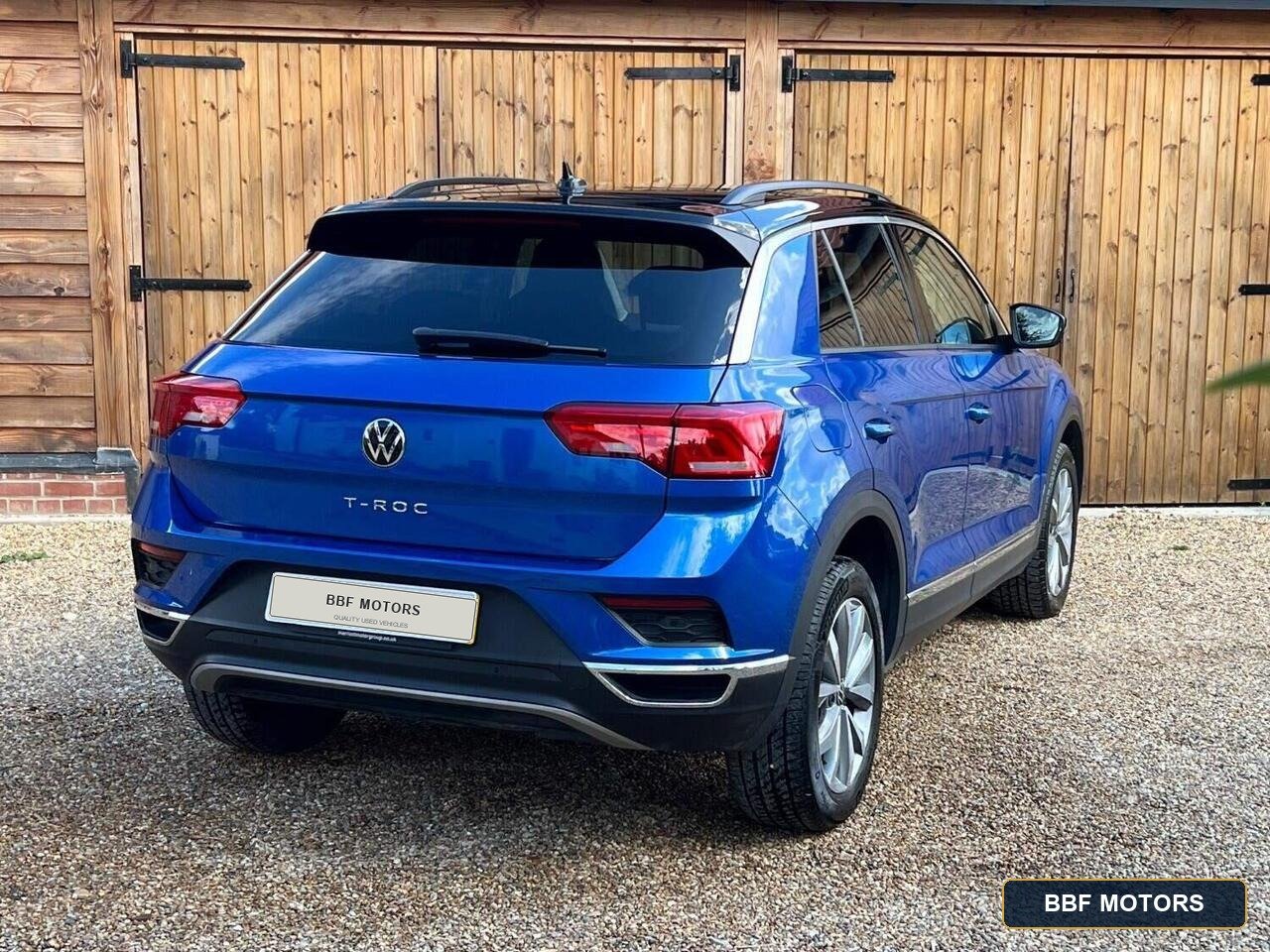 2021 Volkswagen T-Roc 2.0 TDI Design Euro 6 (s/s) 5dr — photo 14
