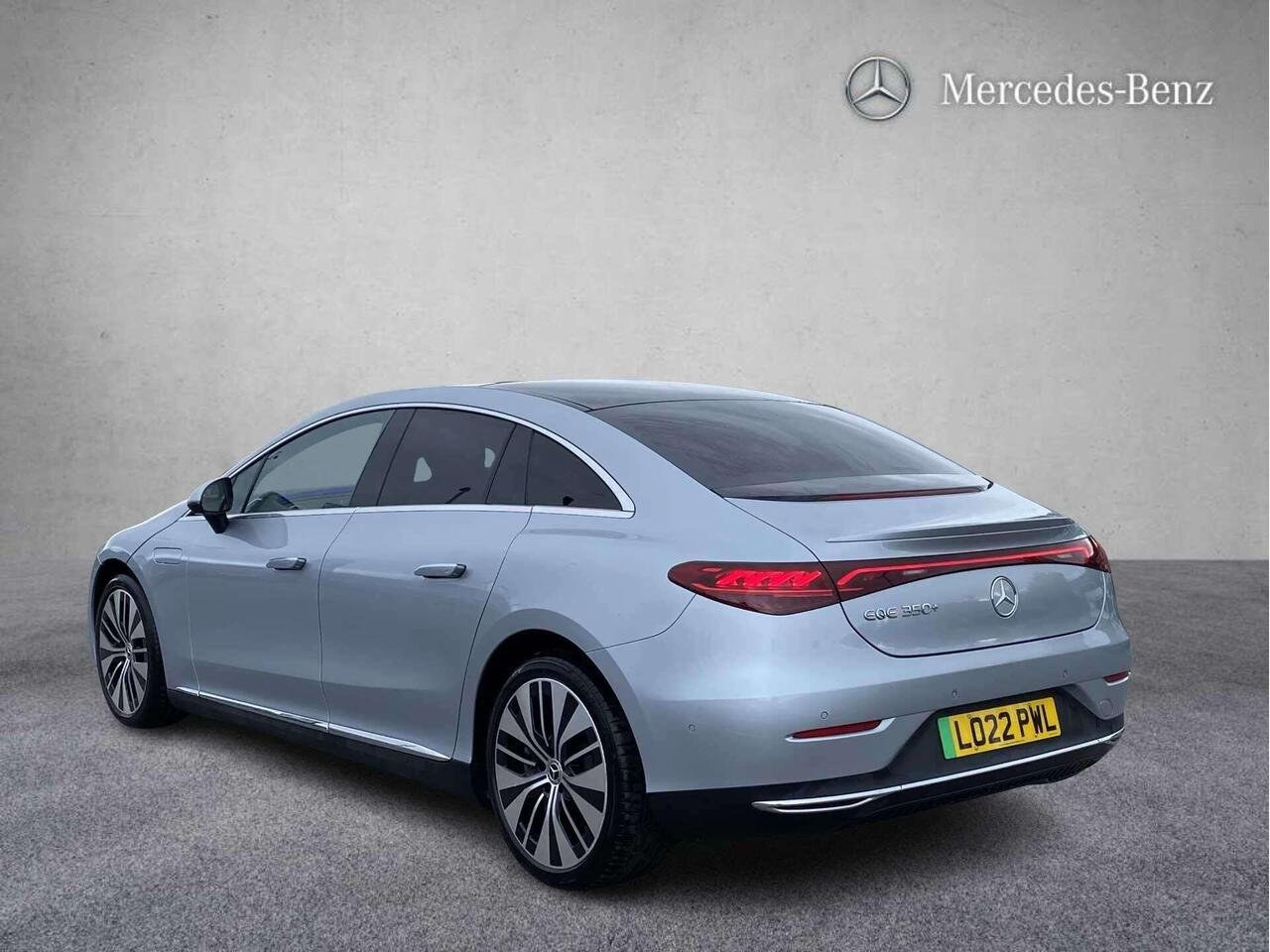 2022 Mercedes-Benz EQE EQE 350+ 91kWh Exclusive Luxury Auto 4dr — photo 5