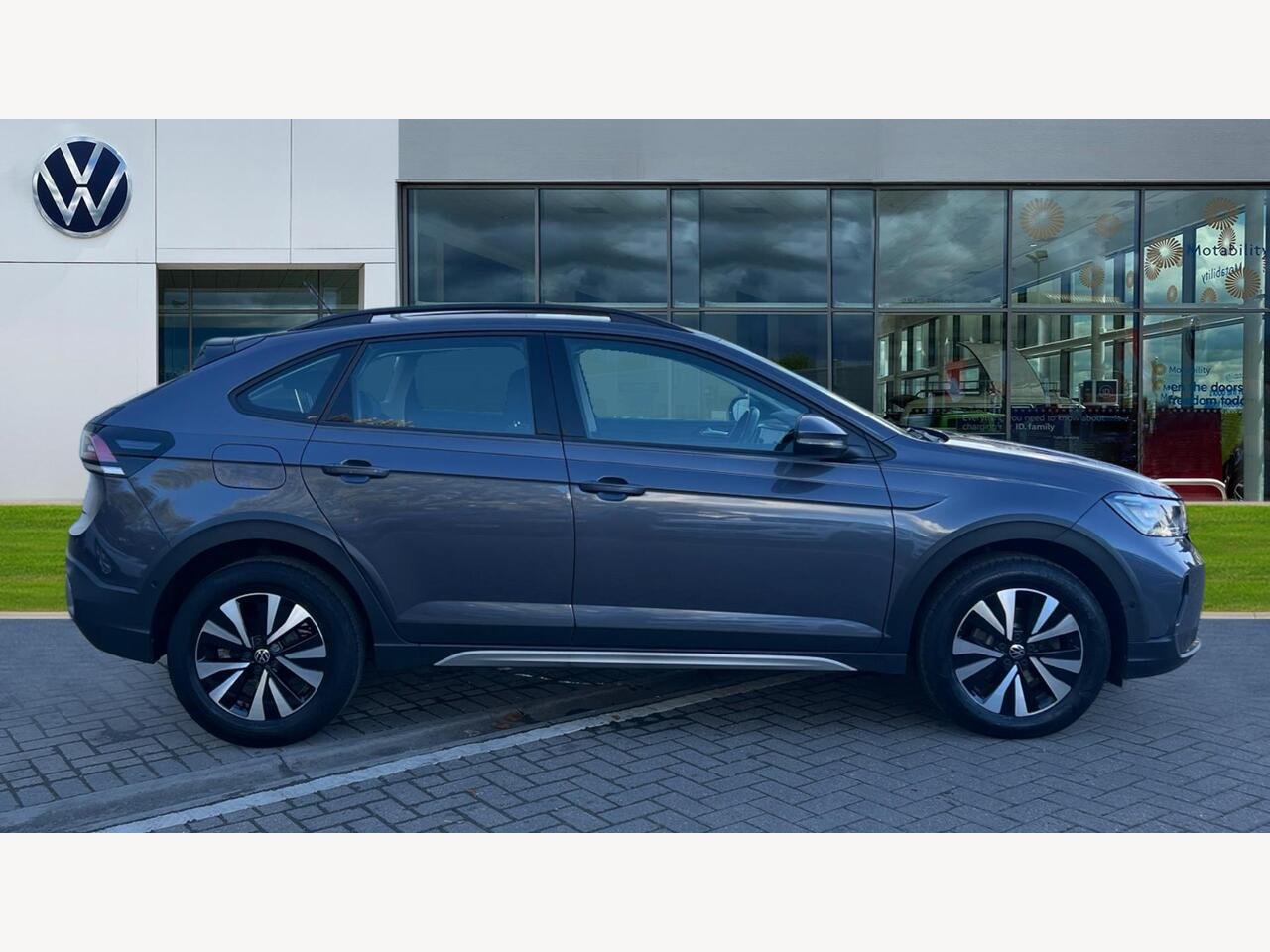 2023 Volkswagen Taigo 1.0 TSI Life Euro 6 (s/s) 5dr — photo 4