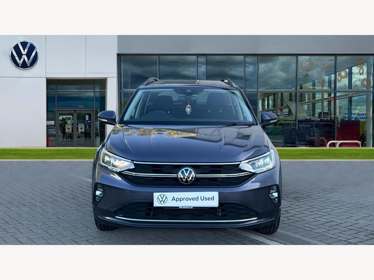 2023 Volkswagen Taigo 1.0 TSI Life Euro 6 (s/s) 5dr — photo 10