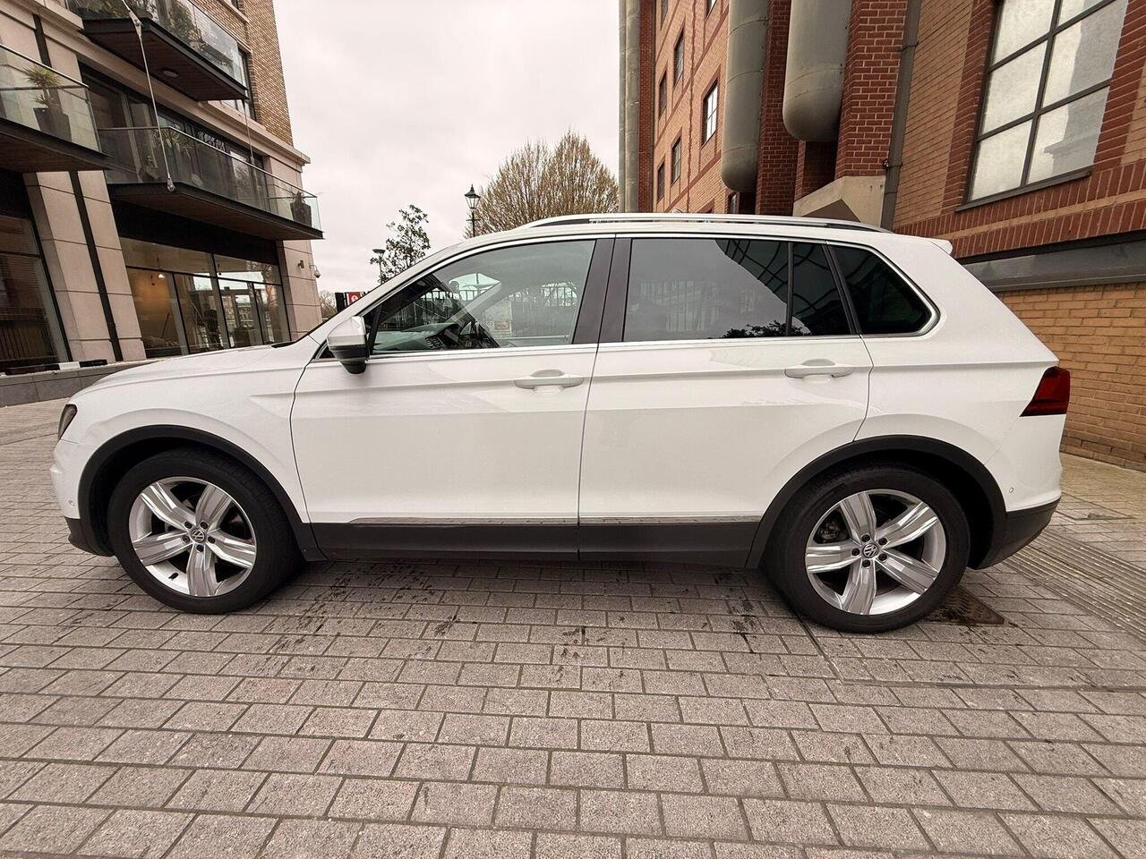 2020 Volkswagen Tiguan 1.5 TSI EVO Match DSG Euro 6 (s/s) 5dr — photo 2
