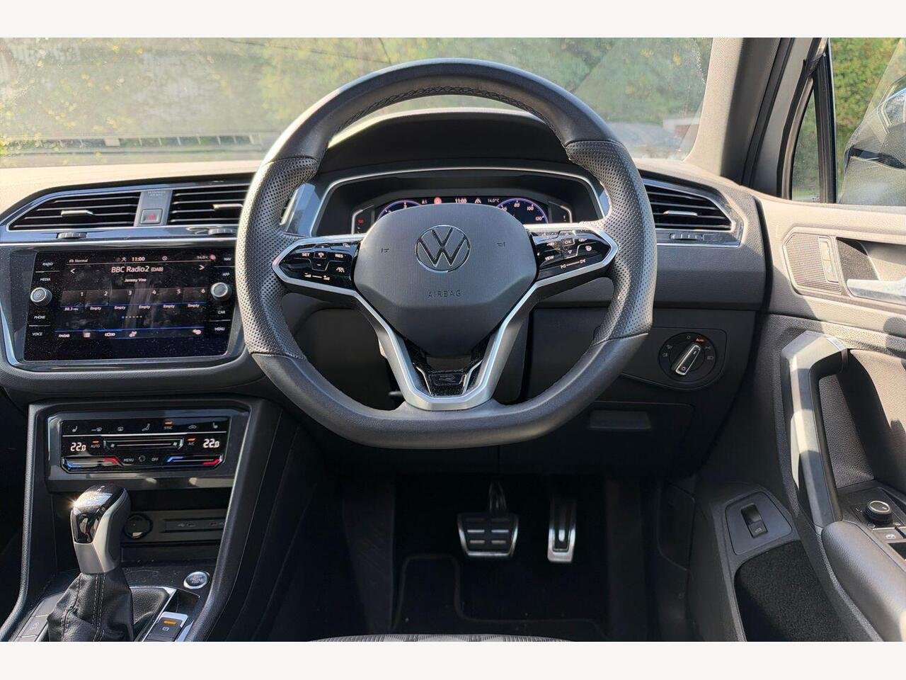 2024 Volkswagen Tiguan 2.0 TDI Black Edition DSG Euro 6 (s/s) 5dr — photo 14