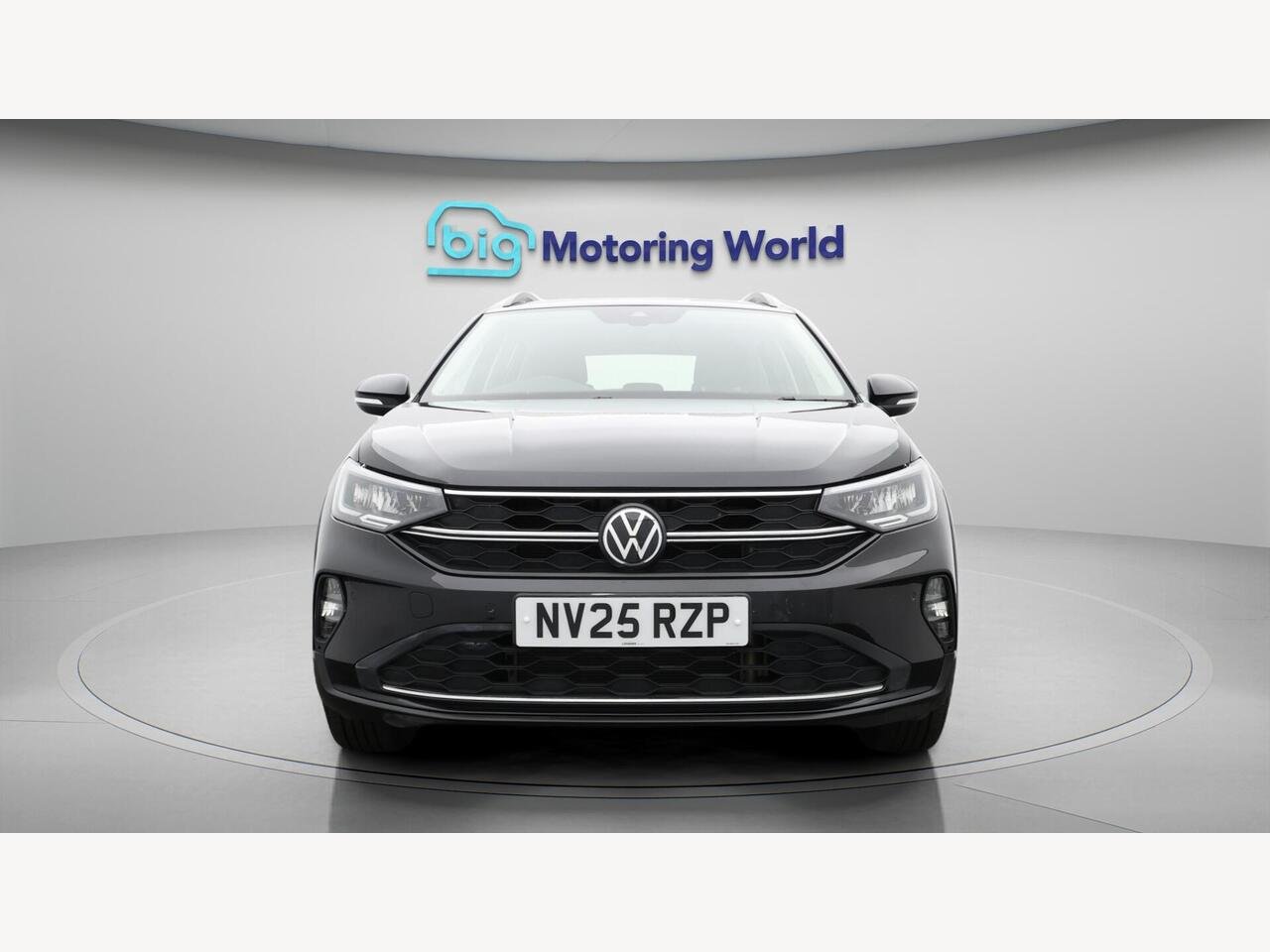 2025 Volkswagen Taigo 1.0 TSI Life Euro 6 (s/s) 5dr — photo 3
