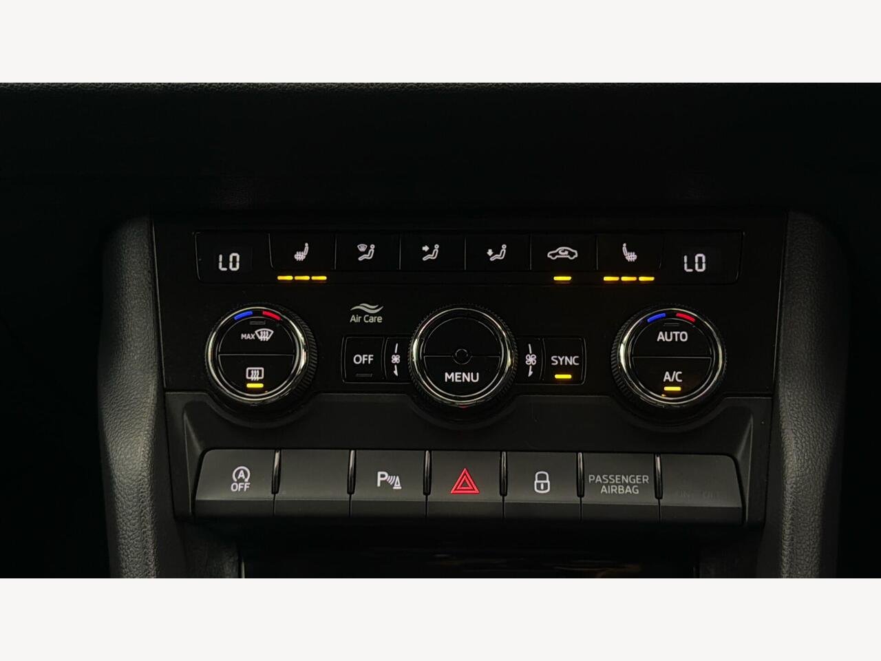 2023 Skoda Karoq 1.5 TSI ACT SE L DSG Euro 6 (s/s) 5dr — photo 12