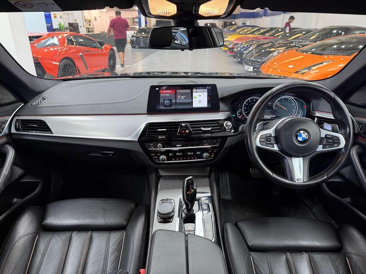2018 BMW 5 Series 2.0 520d M Sport Auto xDrive Euro 6 (s/s) 4dr — photo 2