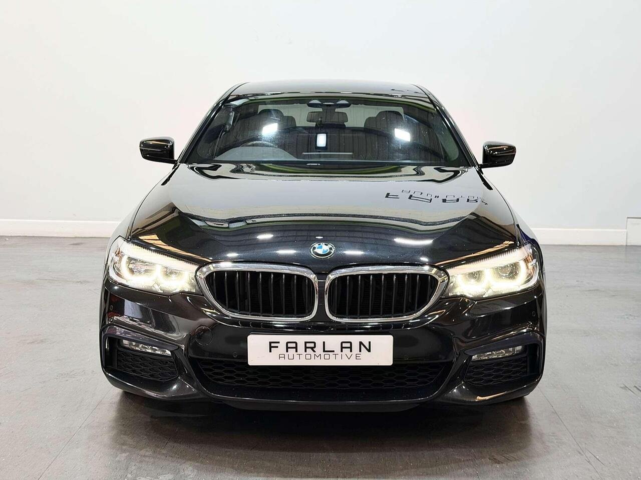 2018 BMW 5 Series 2.0 520d M Sport Auto xDrive Euro 6 (s/s) 4dr — photo 11