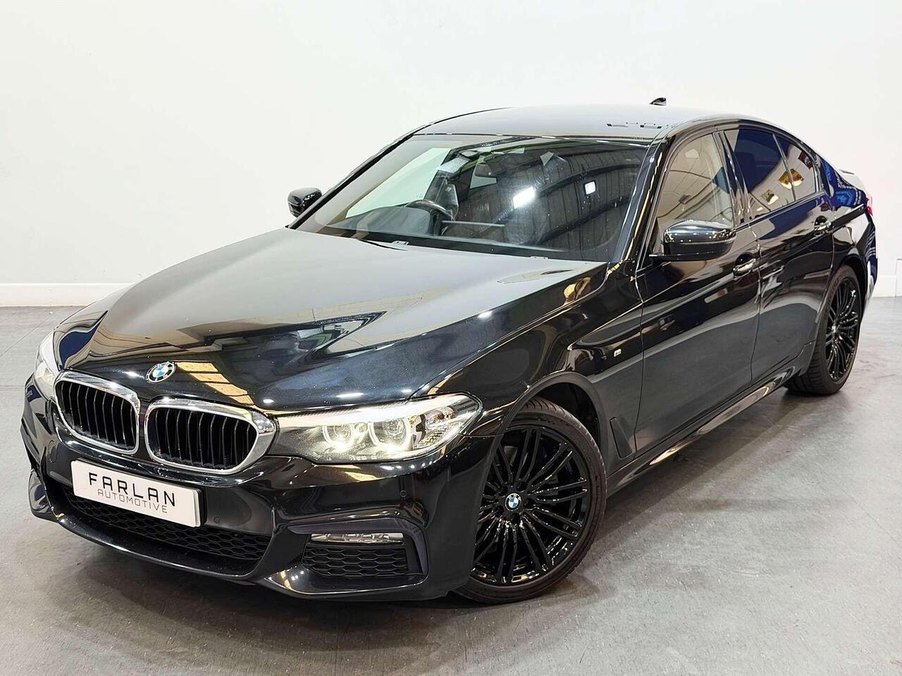 2018 BMW 5 Series 2.0 520d M Sport Auto xDrive Euro 6 (s/s) 4dr — photo 15