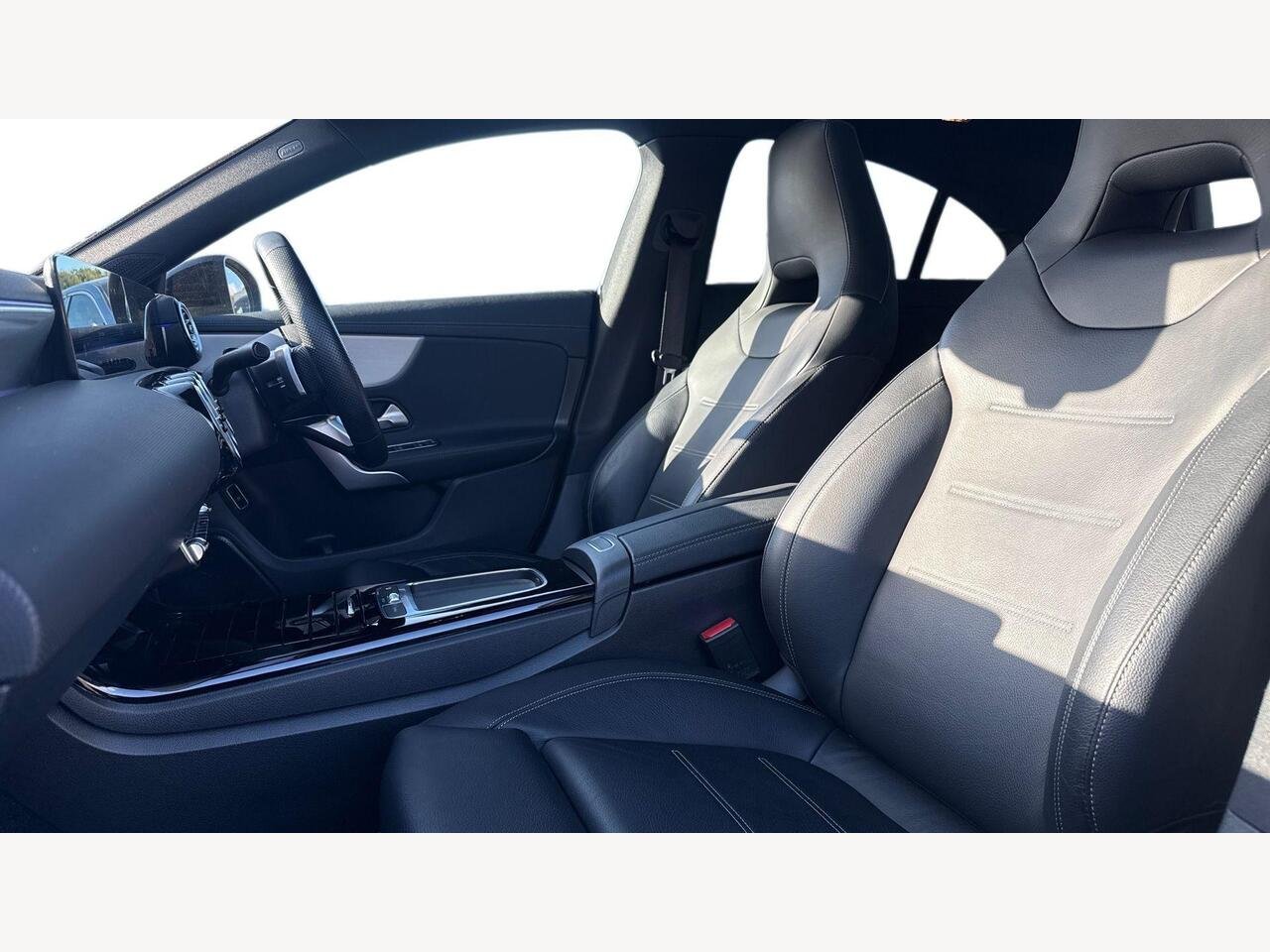 2024 Mercedes-Benz CLA 1.3 CLA200h MHEV AMG Line (Premium Plus) Coupe 7G-DCT Euro 6 (s/s) 4dr — photo 11