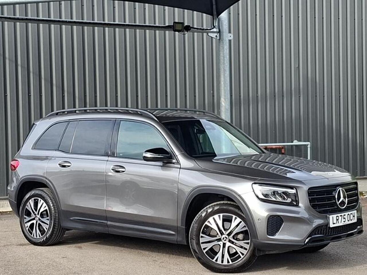 2025 Mercedes-Benz GLB 1.3 GLB200h MHEV Sport (Executive) 7G-DCT Euro 6 (s/s) 5dr — photo 7
